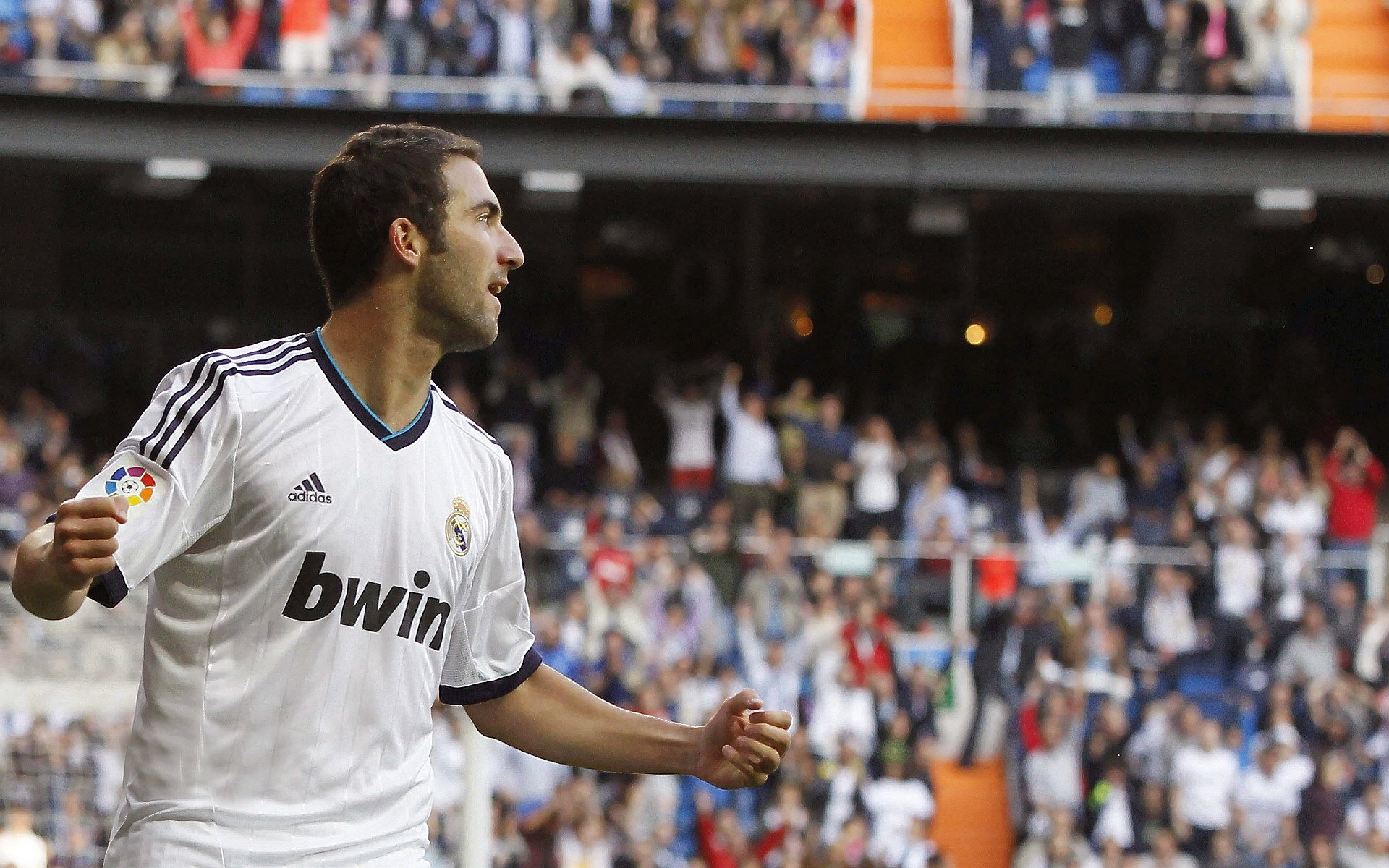 国足主帅分享赛前心理调整经验,国足参加赛前训练