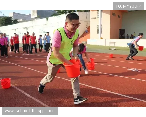 运动员训练花絮:休闲时光也精彩纷呈,运动员训练照片 运动员训练花絮:休闲时光也精彩纷呈,运动员训练照片