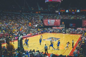 华体会官方入口-中国田径队在国际比赛中崭露头角，奖牌不断，中国田径队参赛名单